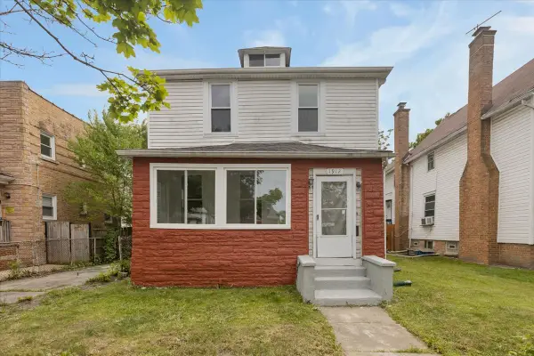 1912 Emerson Street, Evanston, IL 60201