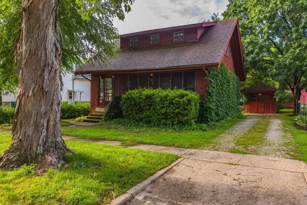 216 E Elmwood Street, Pontiac, IL 61764