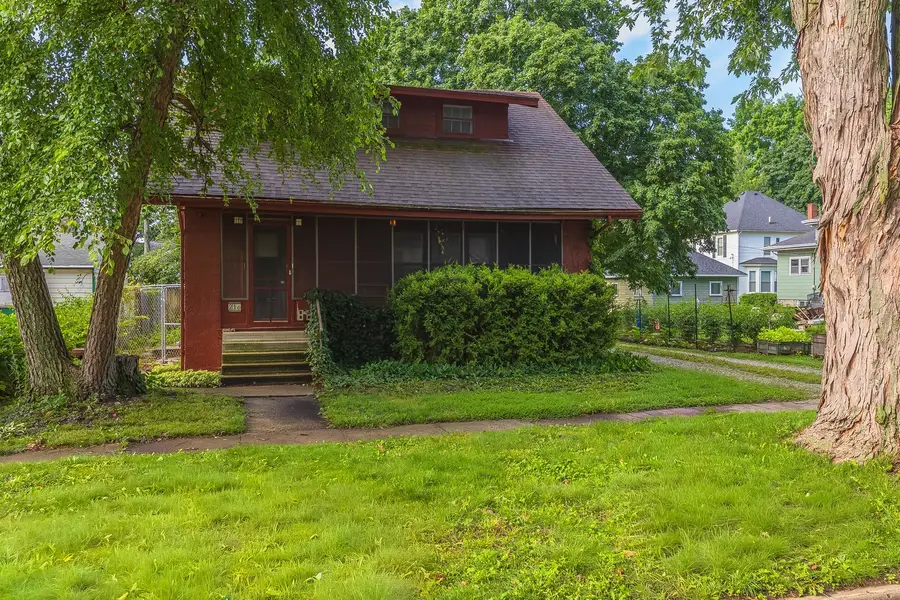 216 E Elmwood Street, Pontiac, IL 61764 - #3