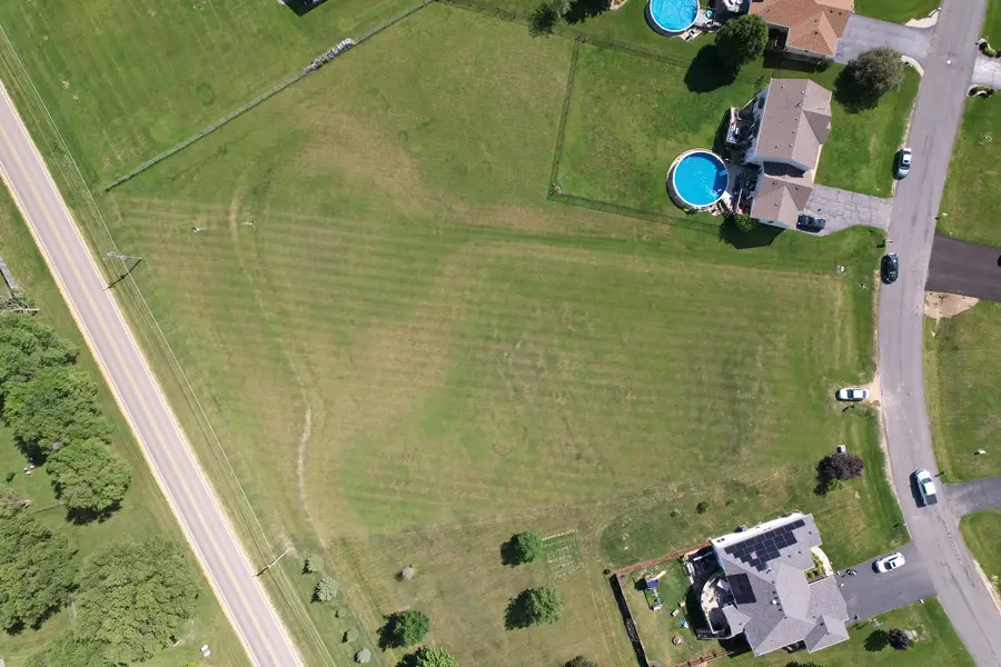1353 Joanne Terrace, Byron, IL 61010 - #2