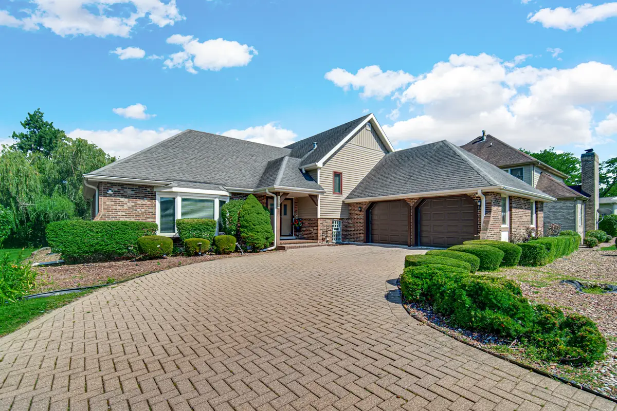 20905 London Drive, Olympia Fields, IL 60461 - #1