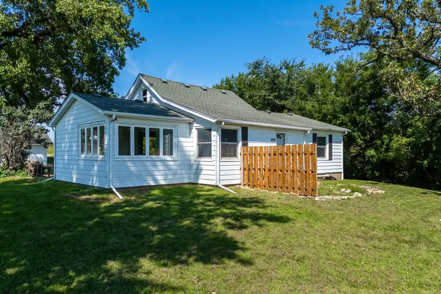 27990 235th Street, Le Claire, IA 52753 - #3