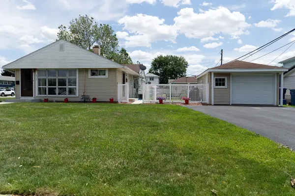 8732 S Keeler Avenue, Hometown, IL 60456