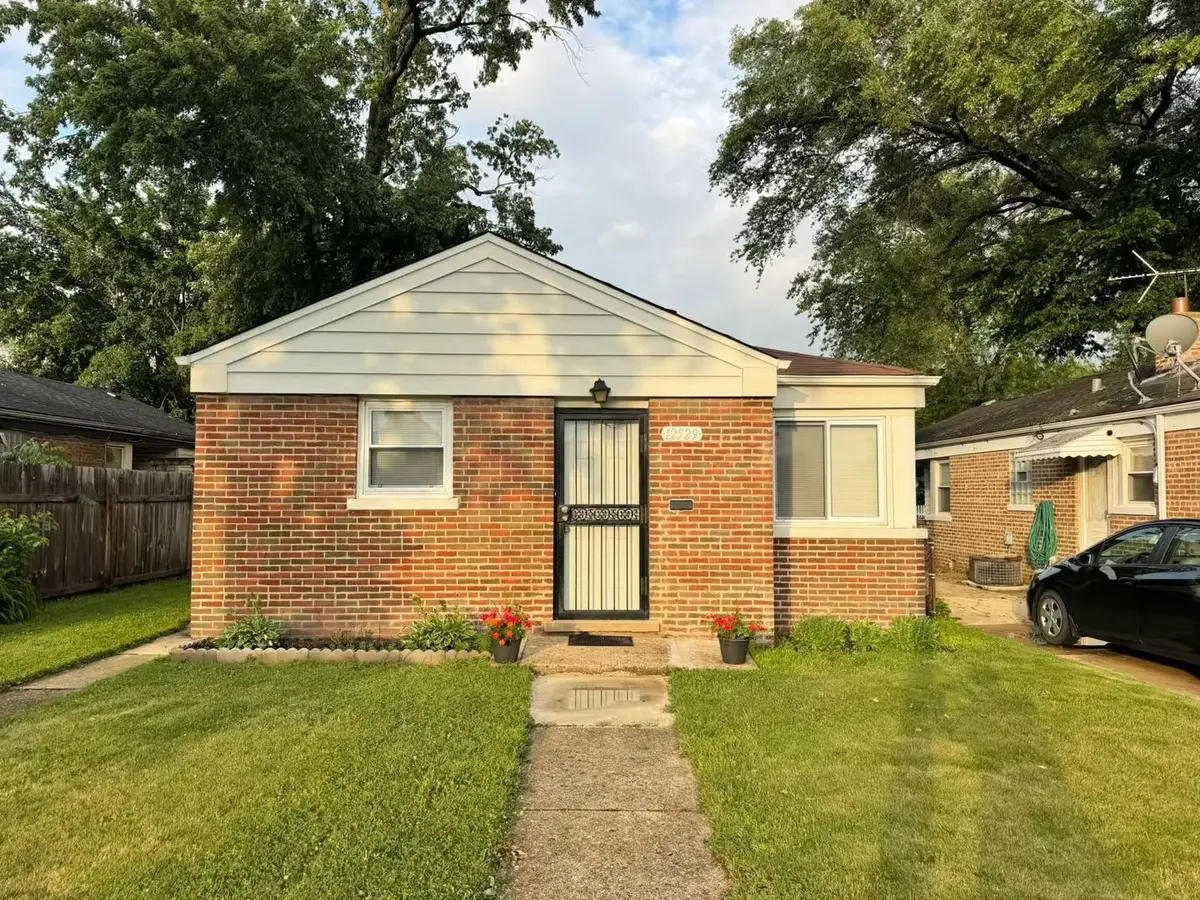 12529 S Loomis Street, Calumet Park, IL 60827 - #1