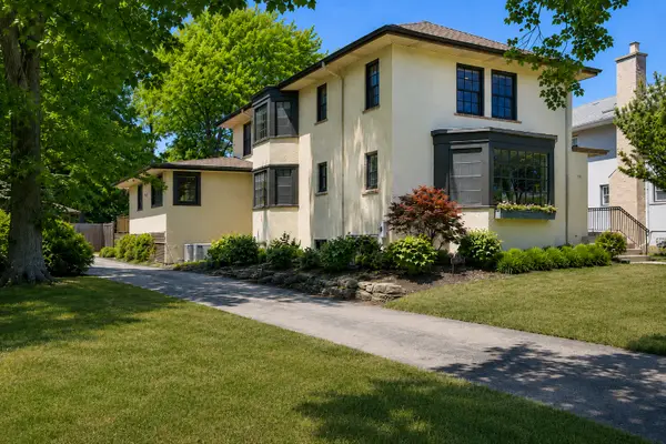 72 Warwick Road, Winnetka, IL 60093