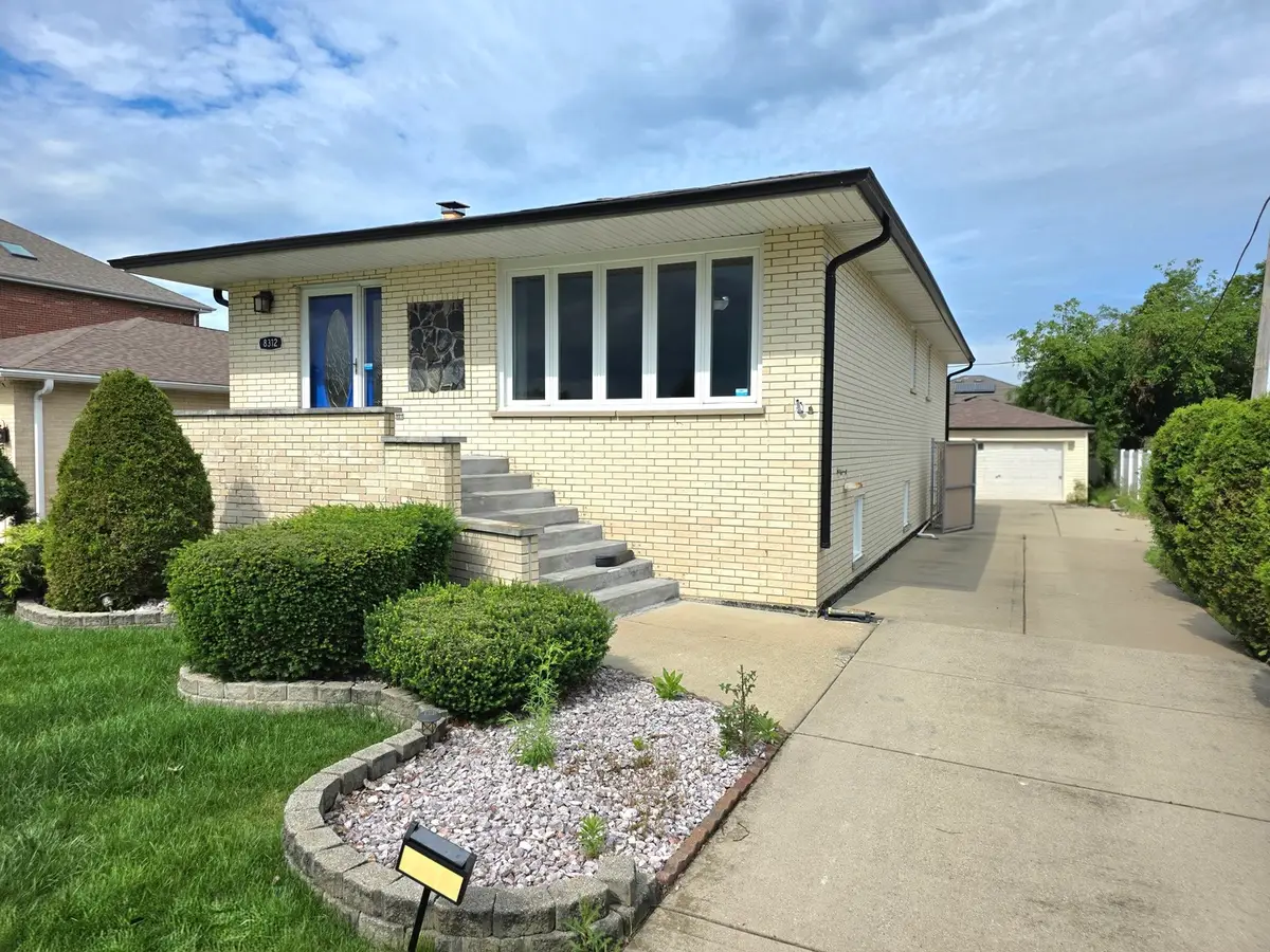 8312 S 79th Avenue, Justice, IL 60458 - #1