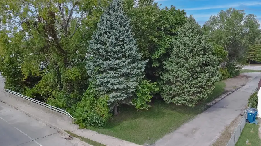 523 Bedford Road, Morris, IL 60450 - #3