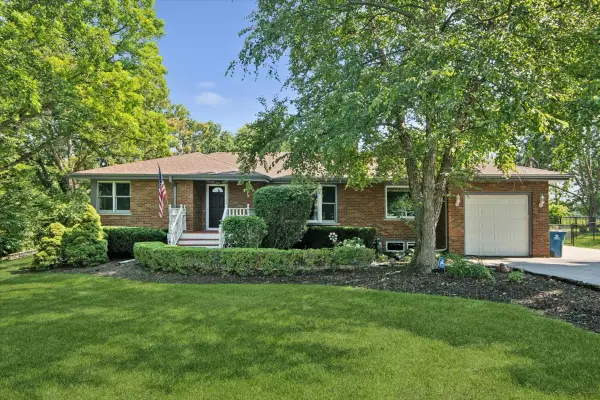 1219 121st Street, Lemont, IL 60439