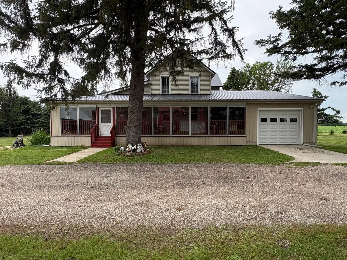 2563 Gurler Road, Rochelle, IL 61068 - #1