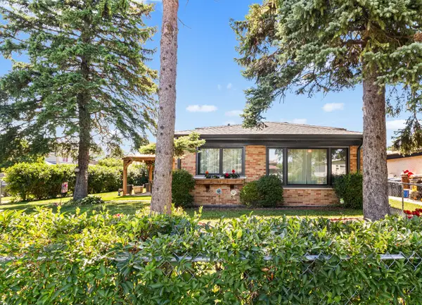 2196 Spruce Avenue, Des Plaines, IL 60018