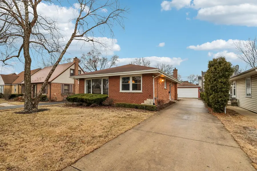 124 Harlem Avenue, Glenview, IL 60025 - #2