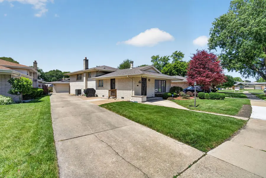10628 Lockwood Avenue, Oak Lawn, IL 60453 - #2