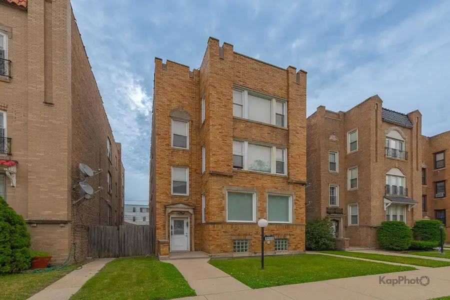 8923 S Blackstone Avenue, Chicago, IL 60617 - #2