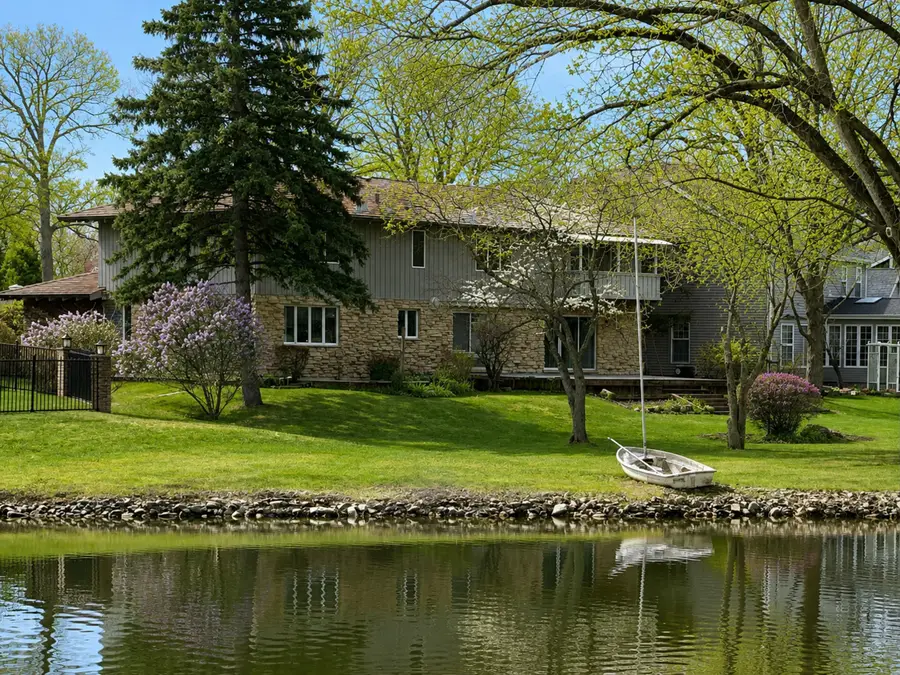 9 Buckingham Drive, Sugar Grove, IL 60554 - #2
