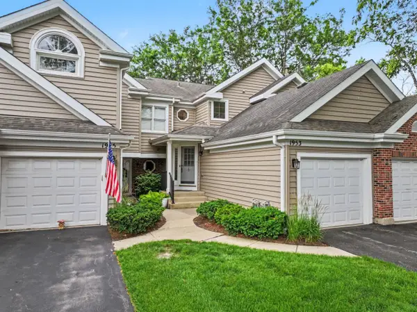1953 N Coldspring Road, Arlington Heights, IL 60004