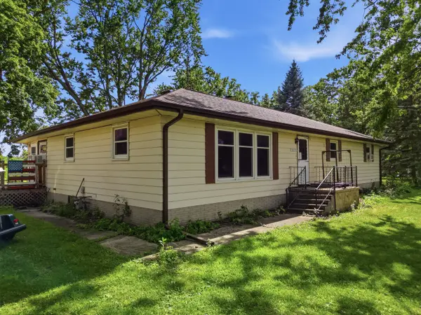 30399 Prairie Street, Rock Falls, IL 61071