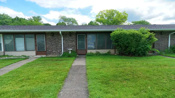 7415 Clarendon Court #69, Fox Lake, IL 60020
