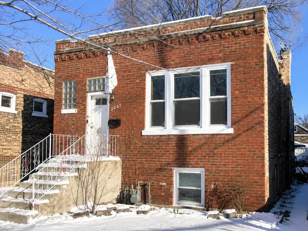 2243 S Kenilworth Avenue, Berwyn, IL 60402