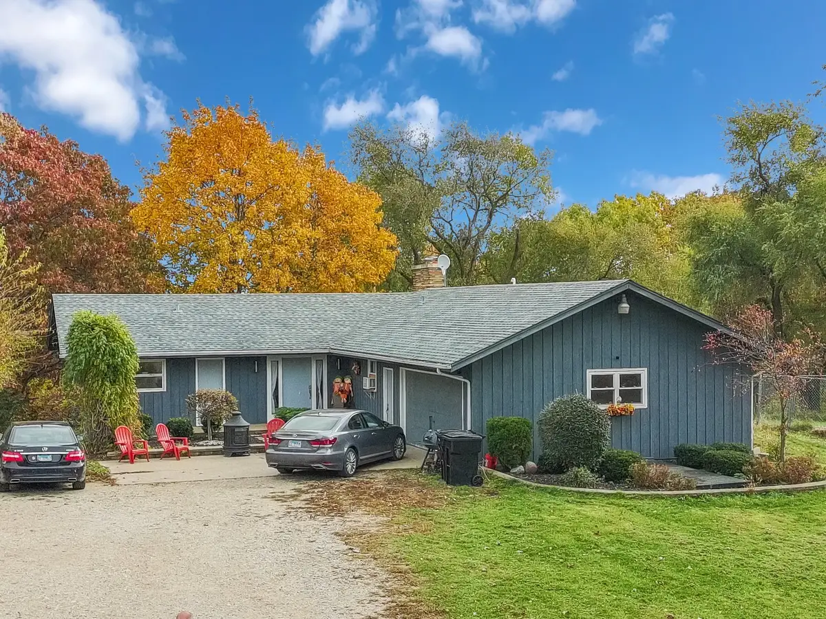 7822 N Pillow Hill Road N, Spring Grove, IL 60081 - #1