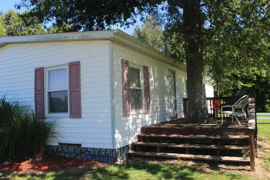 3042 Cannon Gardens Road, Salem, IL 62881 - #3