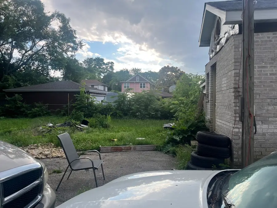 206 4th Avenue, Joliet, IL 60433 - #3