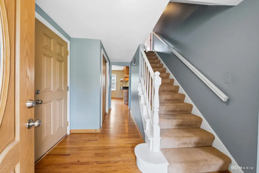 846 Pheasant Walk Drive, Schaumburg, IL 60193 - #2