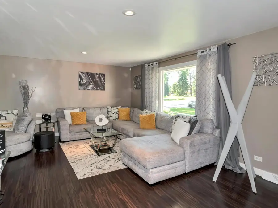 1215 187th Street, Homewood, IL 60430 - #3