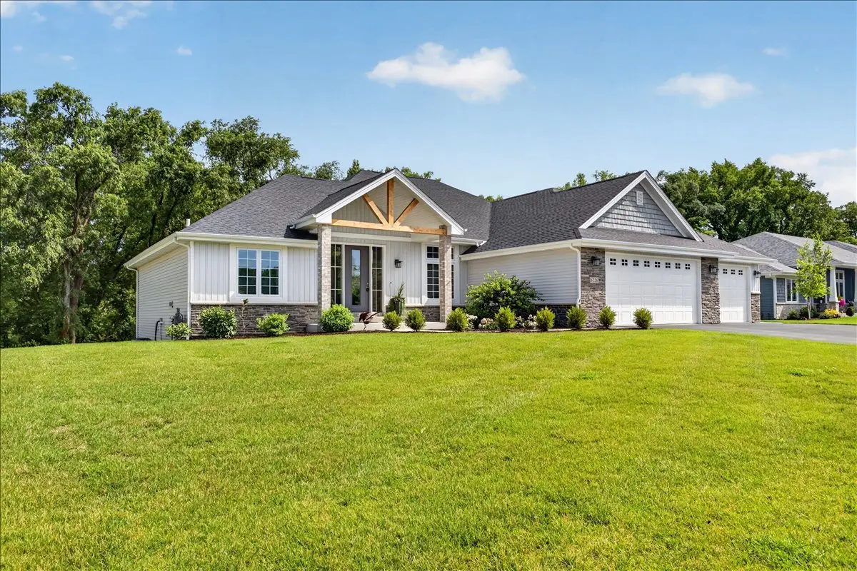 6226 Hathaway Trail, Roscoe, IL 61073 - #1