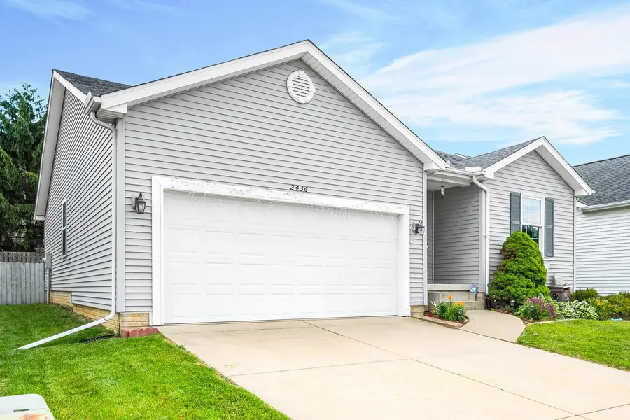 2436 Grey Fox Trail, Bloomington, IL 61705 - #2
