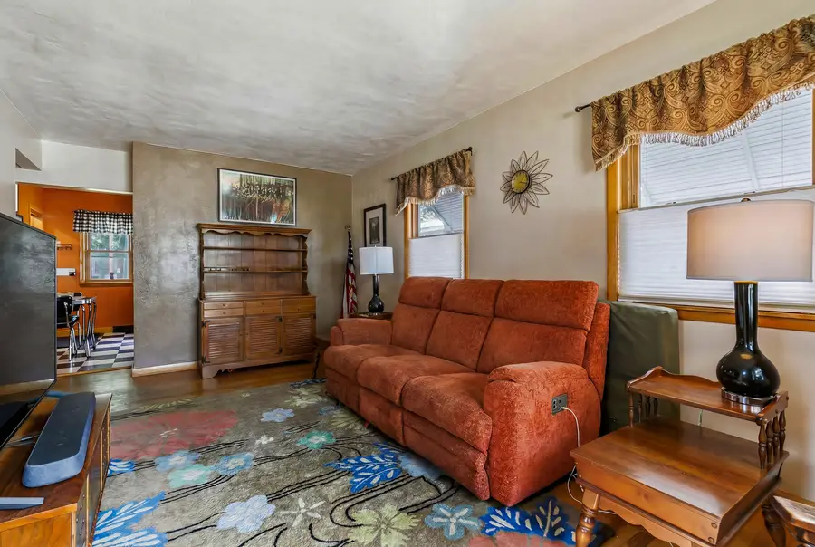 3224 W 17th Street, Davenport, IA 52804 - #3