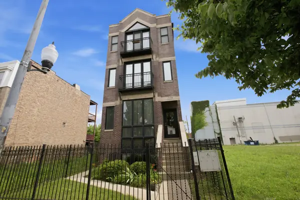 Address Withheld By Seller, Chicago, IL 60612