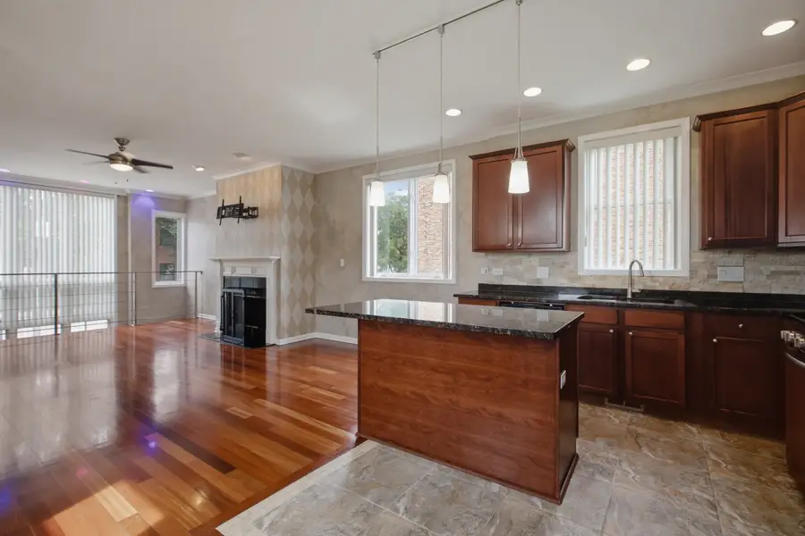 Address Withheld By Seller, Chicago, IL 60612 - #3
