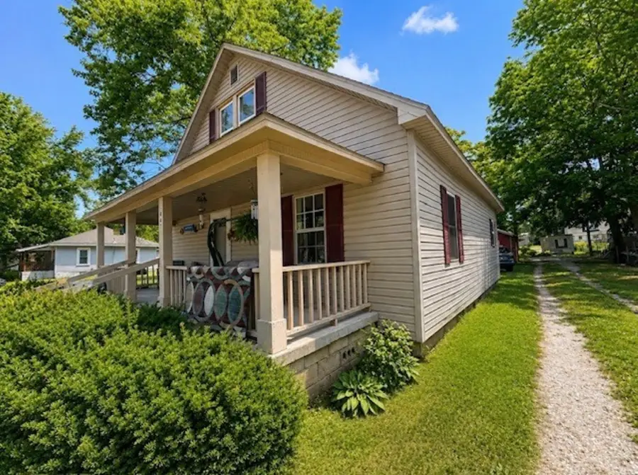 407 N Madison Street, West Frankfort, IL 62896 - #2