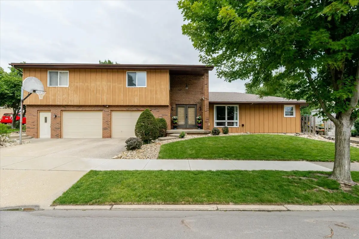 1222 S Mason Street, Bloomington, IL 61701 - #1