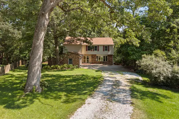 1919 Terrace Court, Davenport, IA 52802