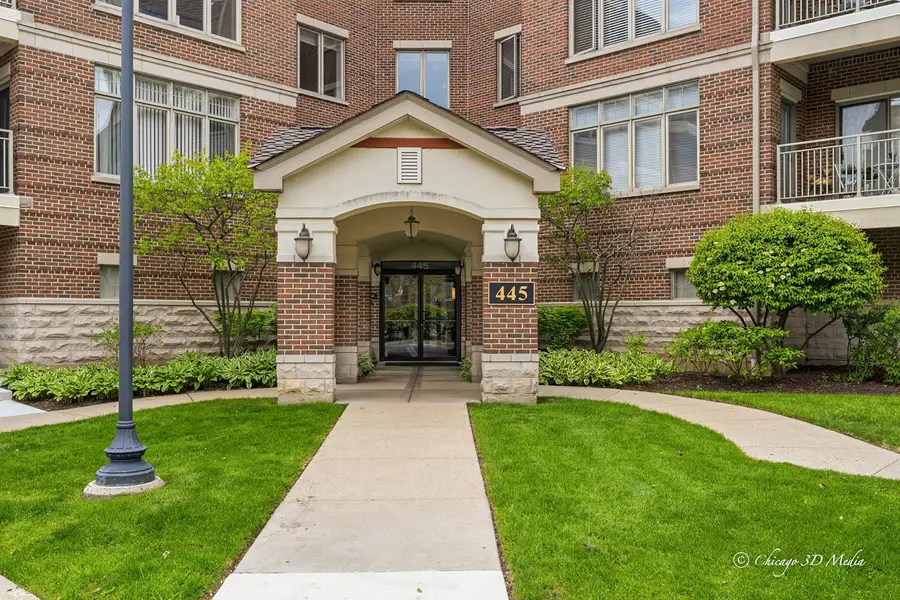 445 Village Green Parkway #304, Lincolnshire, IL 60069 - #2