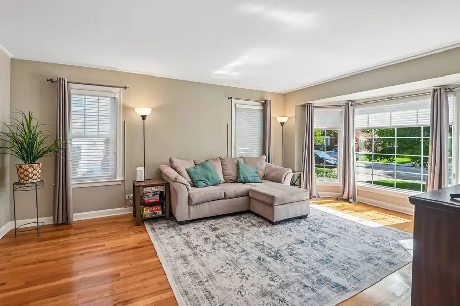 7132 N Ottawa Avenue, Chicago, IL 60631 - #2