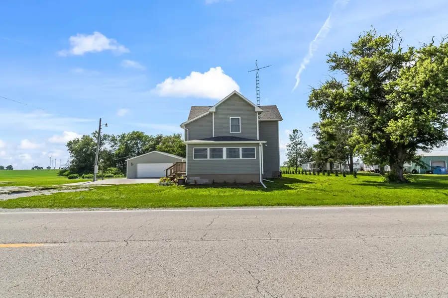 17469 N 300 East Road, Flanagan, IL 61740 - #2