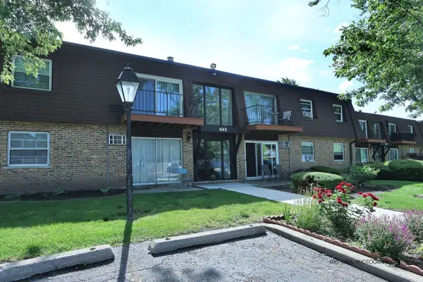 665 Grove Drive #209, Buffalo Grove, IL 60089