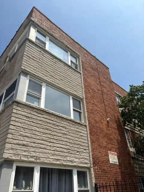 2411 W Balmoral Avenue #3E, Chicago, IL 60625
