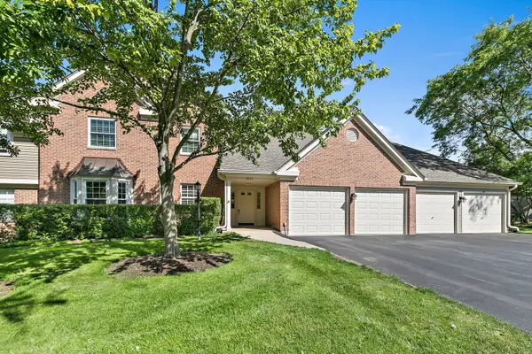2870 Meadow Lane #V1, Schaumburg, IL 60193