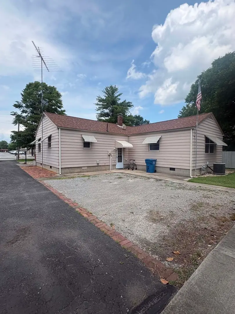 308 Bailey Lane, Benton, IL 62812 - #3
