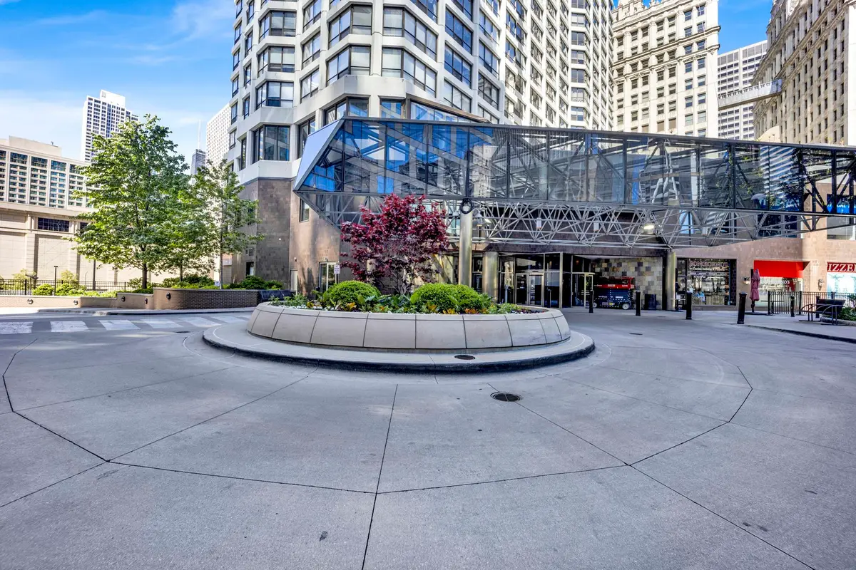 405 N Wabash Avenue #104, Chicago, IL 60611 - #1