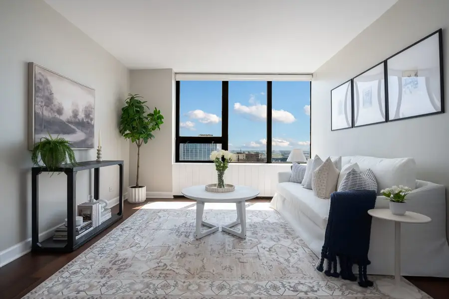 3930 N Pine Grove Avenue #2408, Chicago, IL 60613 - #3