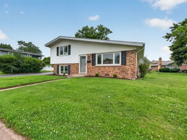 10818 S Plahm Court, Worth, IL 60482
