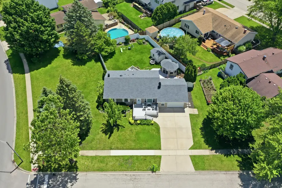 218 Windridge Drive, McHenry, IL 60050 - #2