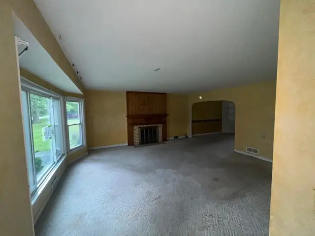 117 E 5th Avenue, Rankin, IL 60960 - #3