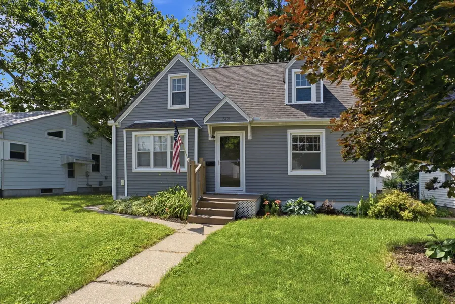 513 W 29th Street, Davenport, IA 52803 - #2