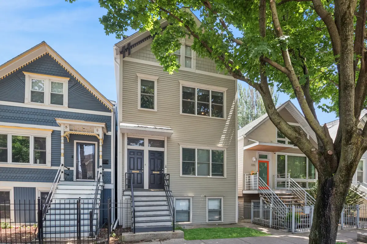 3013 N Racine Avenue, Chicago, IL 60657 - #1