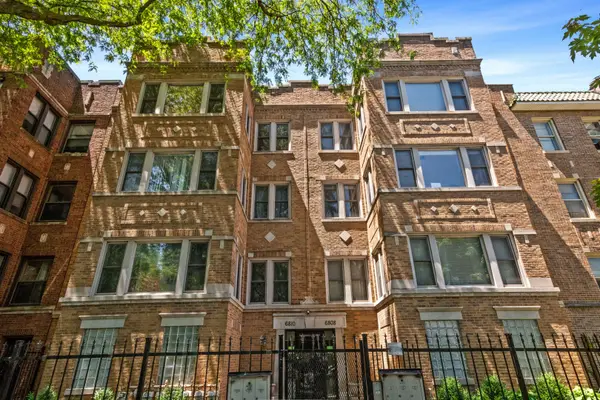6808 S Paxton Avenue #2N, Chicago, IL 60649